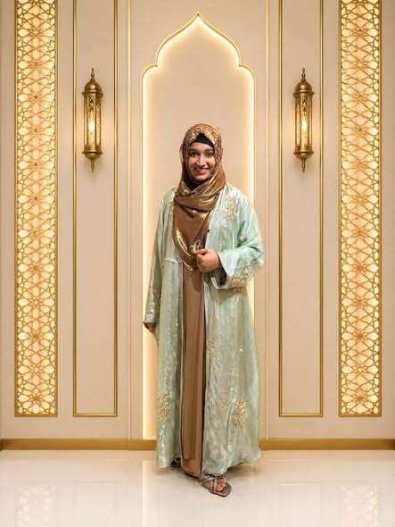 Abaya E Hoor