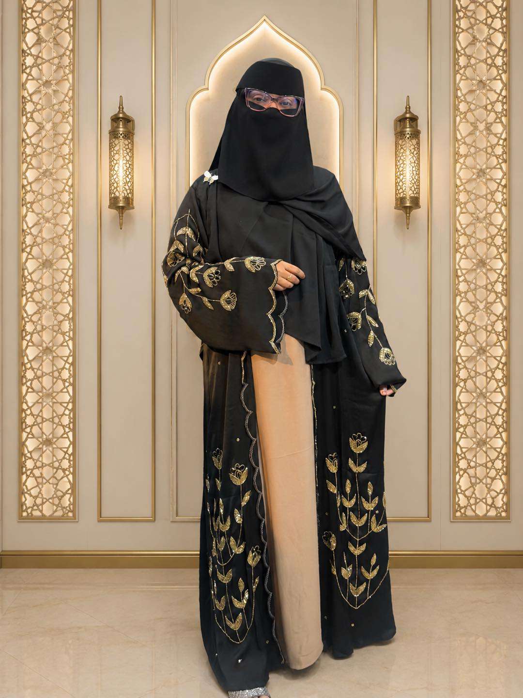 Abaya E Farah